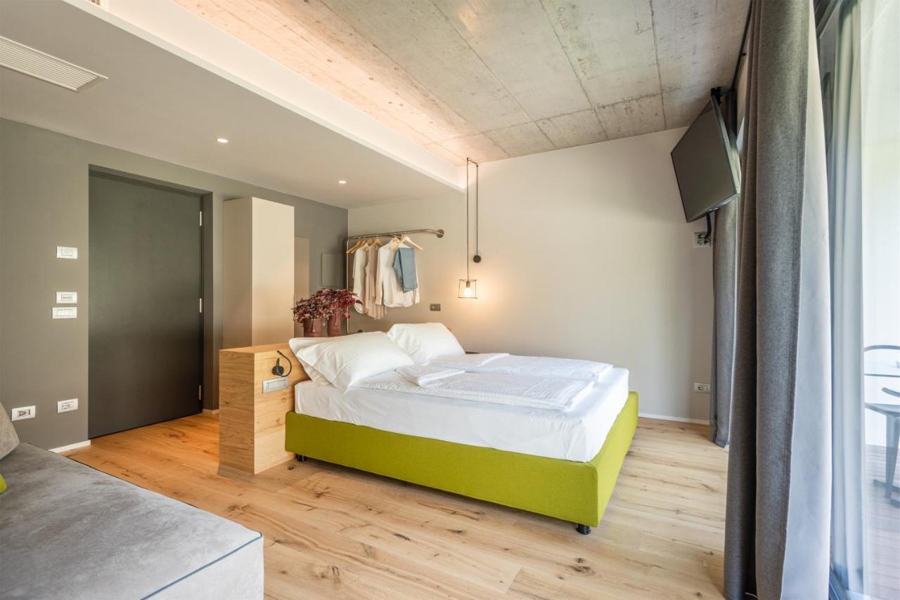 Bed and Breakfast Oleeva Garda Living - Adults Only Riva del Garda Exterior foto