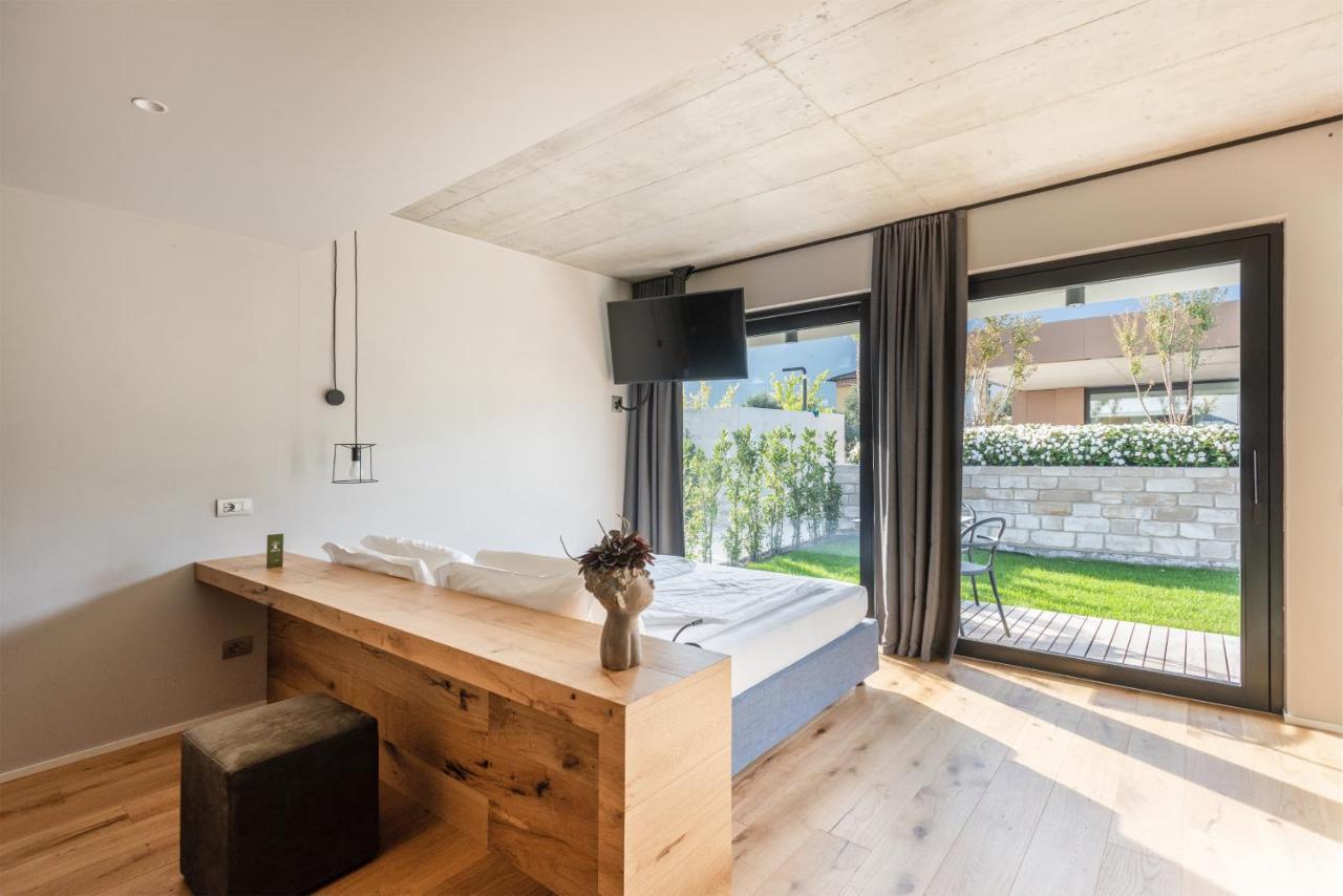 Bed and Breakfast Oleeva Garda Living - Adults Only Riva del Garda Exterior foto